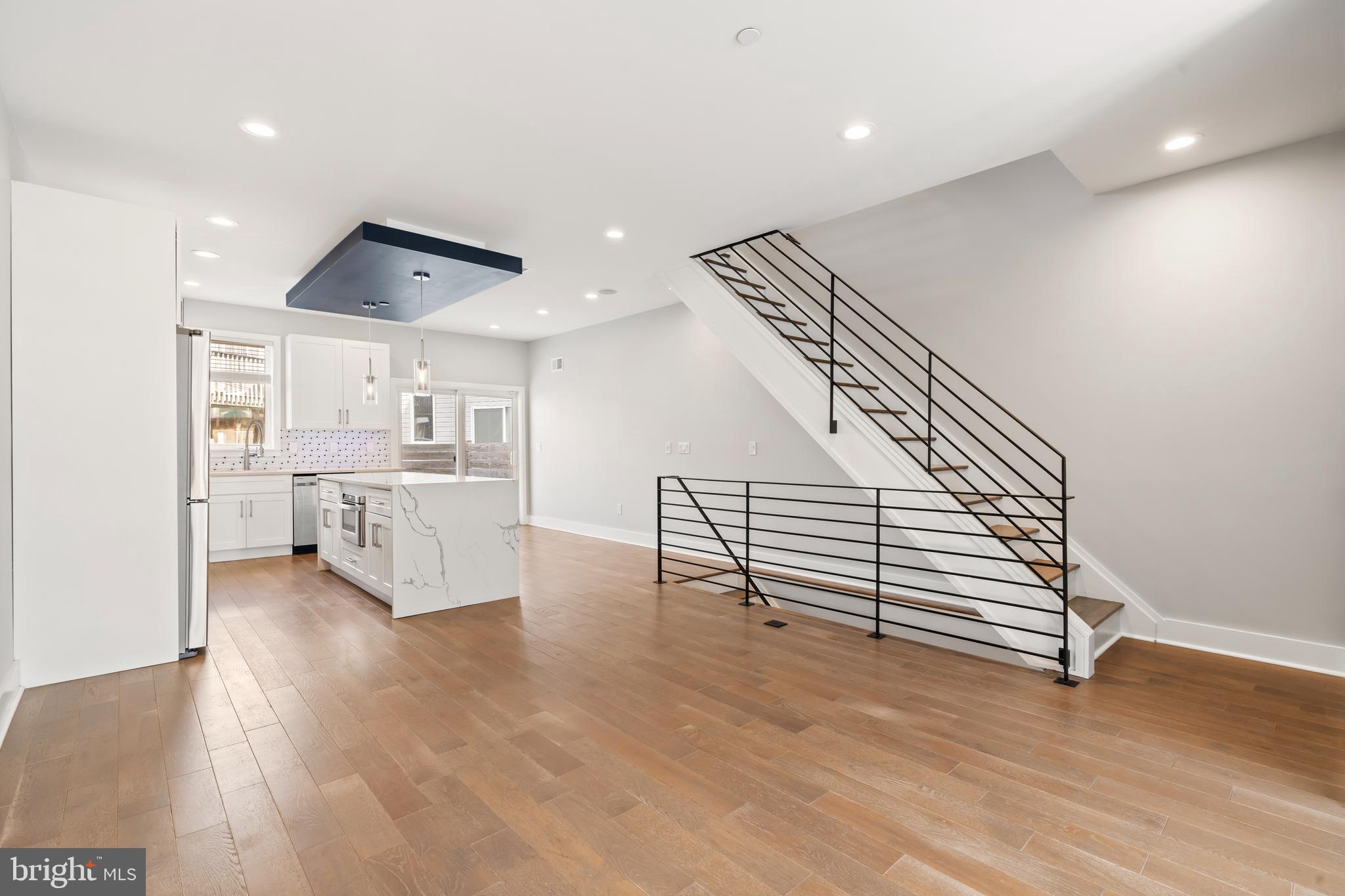 873 Moyer Street Philadelphia, PA 19125 - Photo 6 of 38