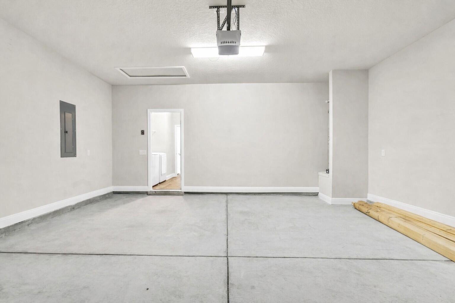 218 Stonegate Drive Santa Rosa Beach, FL 32459 - Photo 31 of 37 a view of an empty room and window