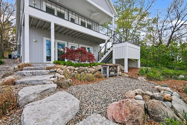 $750,000 | 6747 Kitson Drive Northeast, Rockford, MI 49341