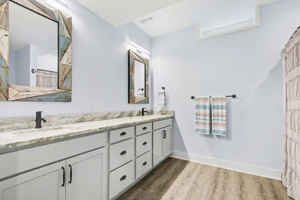 $750,000 | 6747 Kitson Drive Northeast, Rockford, MI 49341