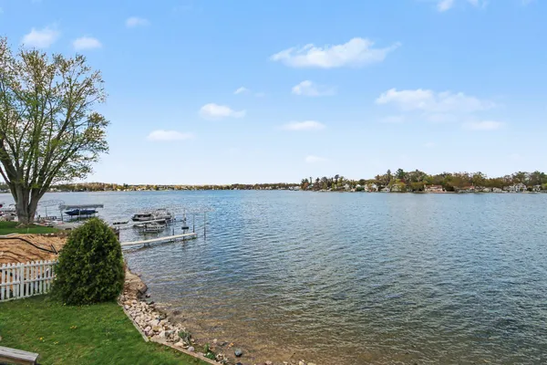 $750,000 | 6747 Kitson Drive Northeast, Rockford, MI 49341