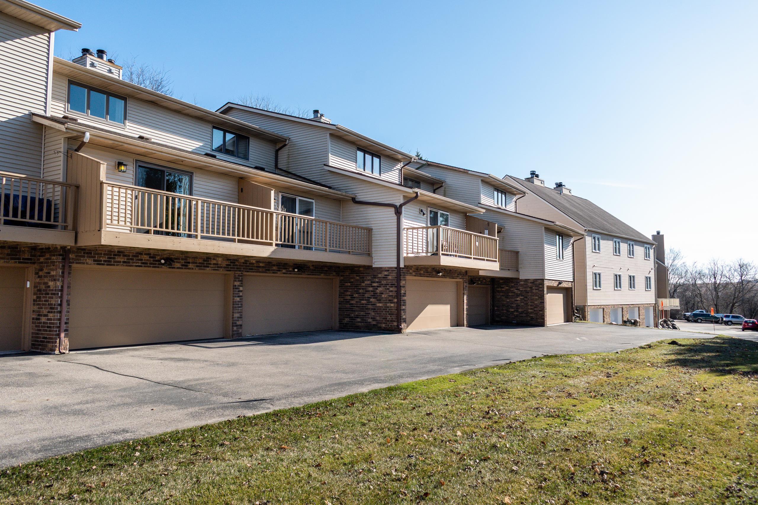 2918 Cimarron Trail Madison, WI 53719 - Photo 33 of 38