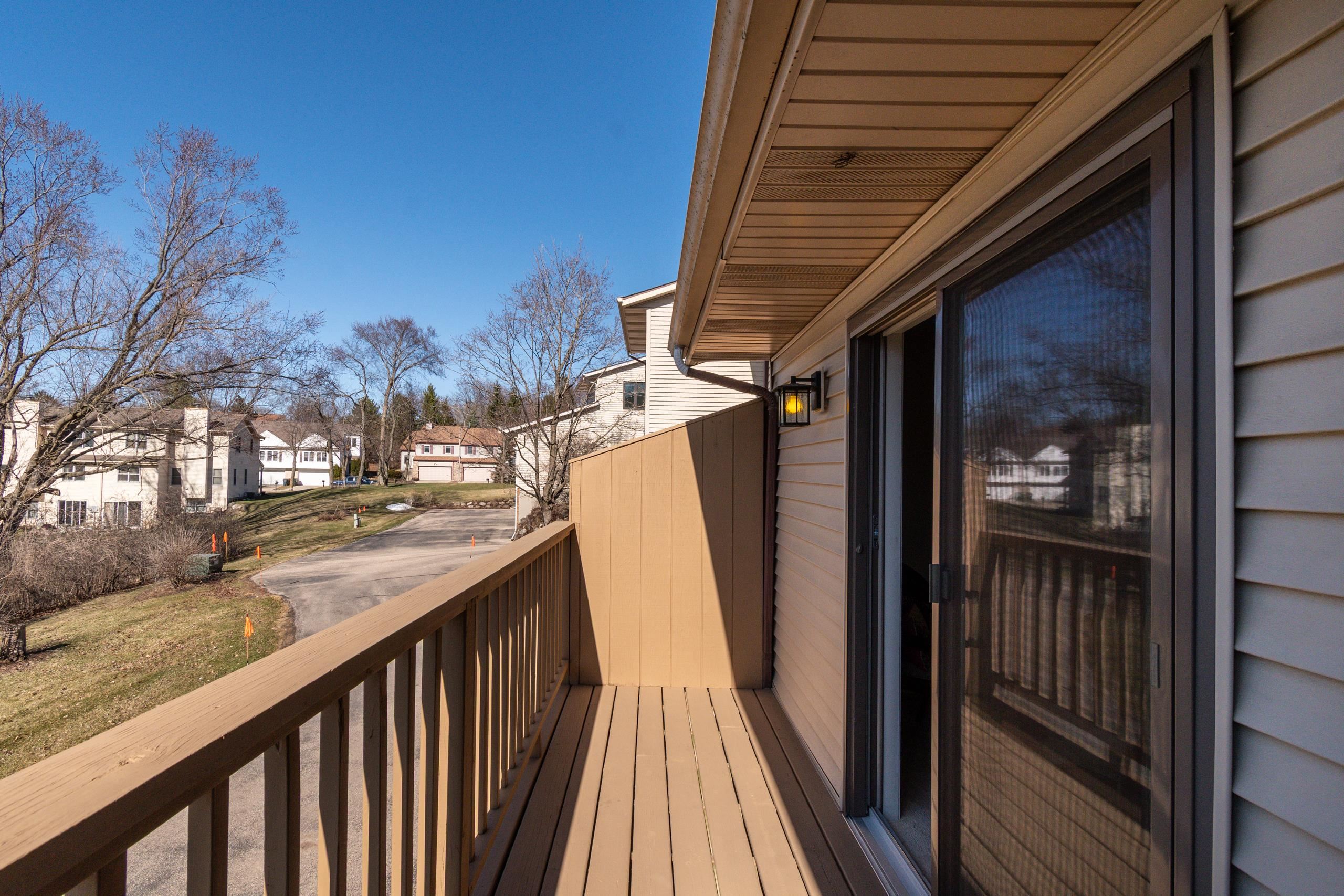 2918 Cimarron Trail Madison, WI 53719 - Photo 8 of 38