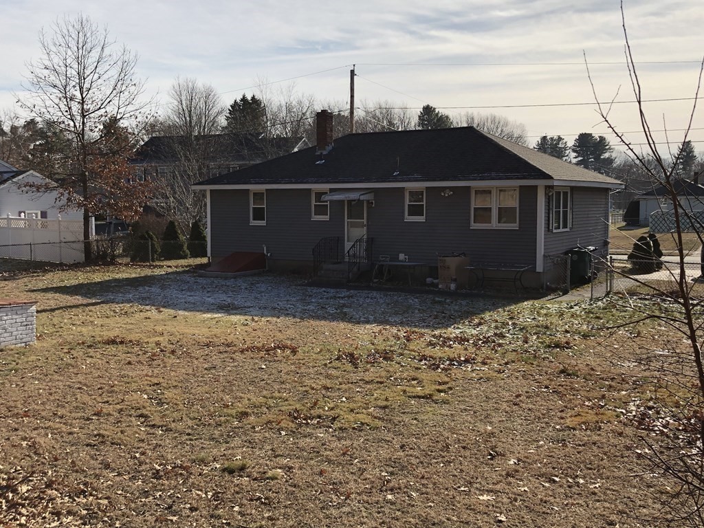 13 Phillip Road Billerica, MA 01821 - Photo 5 of 18 Gallery Image 5