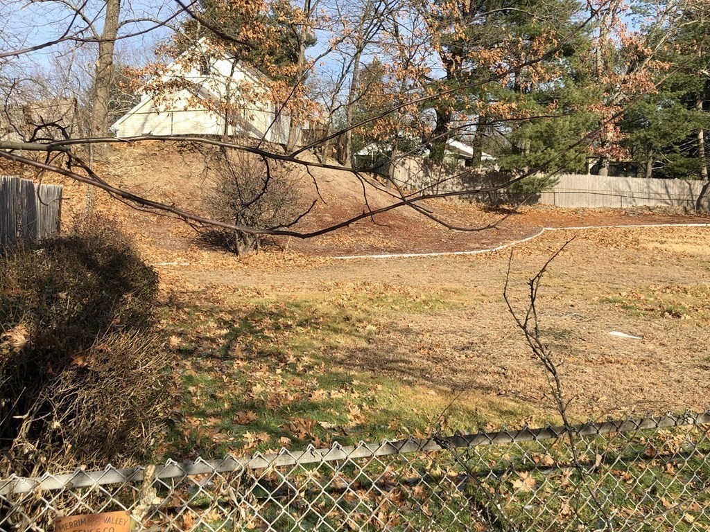 13 Phillip Road Billerica, MA 01821 - Photo 7 of 18 Gallery Image 7