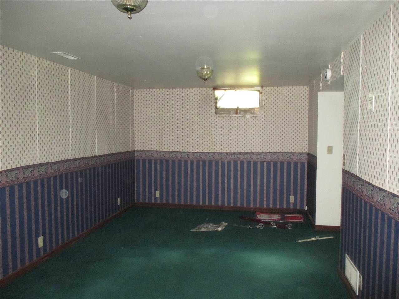 441 West Division Road Huntington, IN 46750 - Photo 2 of 25 Gallery Image 2