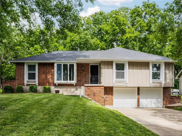 $339,000 | 8016 Sunset Circle, Grandview, MO 64030