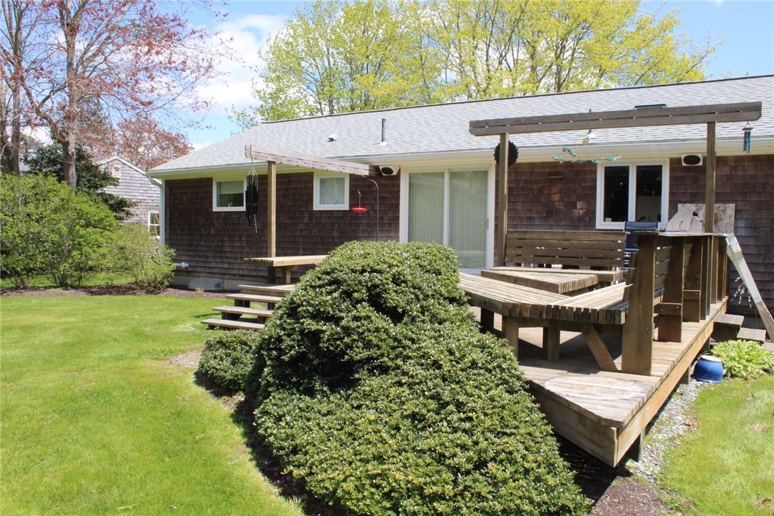 499 Wapping Road Portsmouth, RI 02871 - Photo 18 of 23
