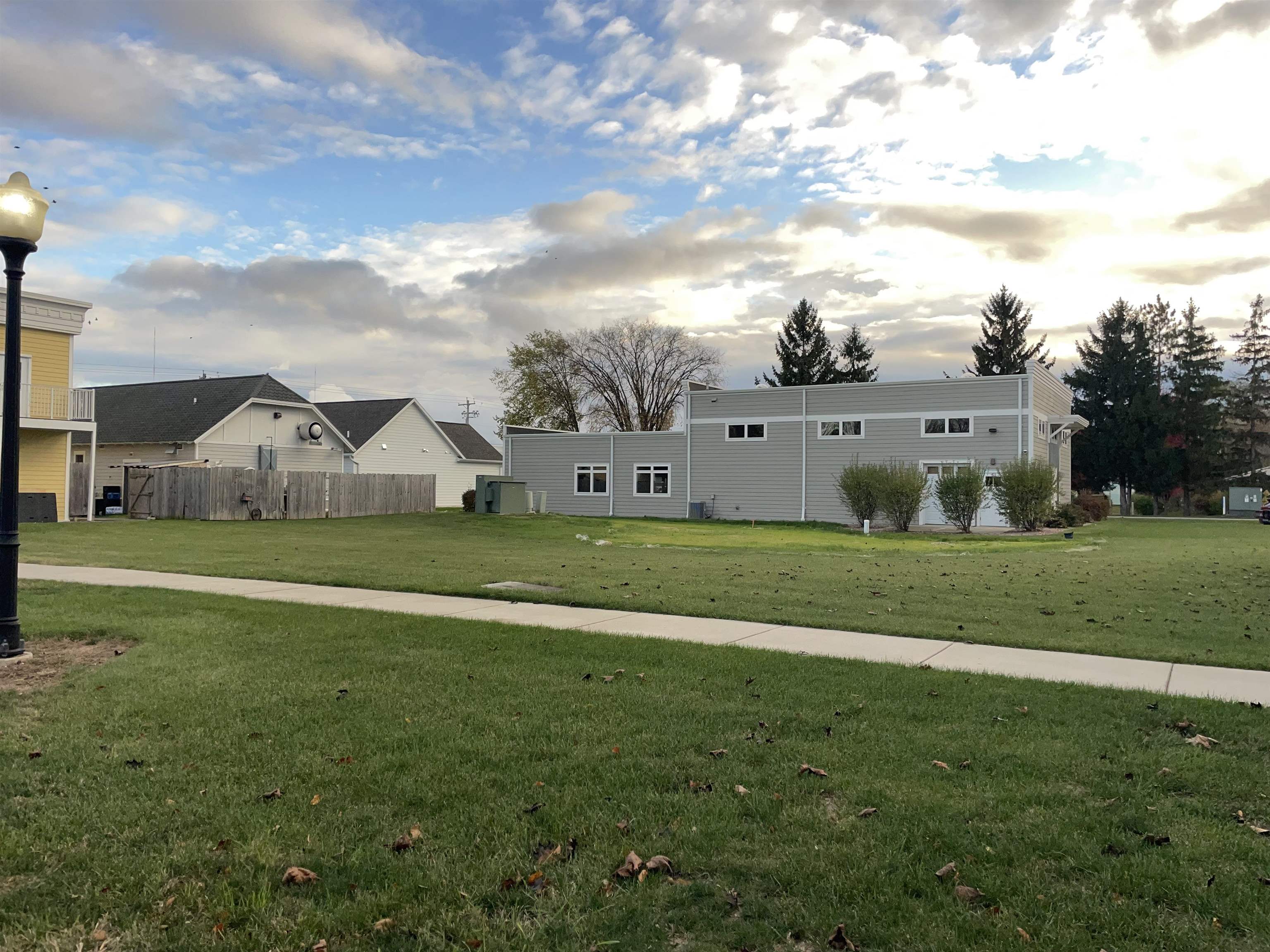 2200 Dickinson Road, Unit 7 De Pere, WI 54115 - Photo 4 of 5