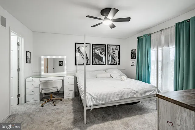 $435,000 | 109 Lakeside Drive, Downingtown, PA 19335