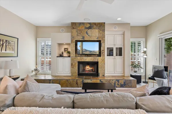 $664,900 | 902 East Mescal Street, Phoenix, AZ 85020