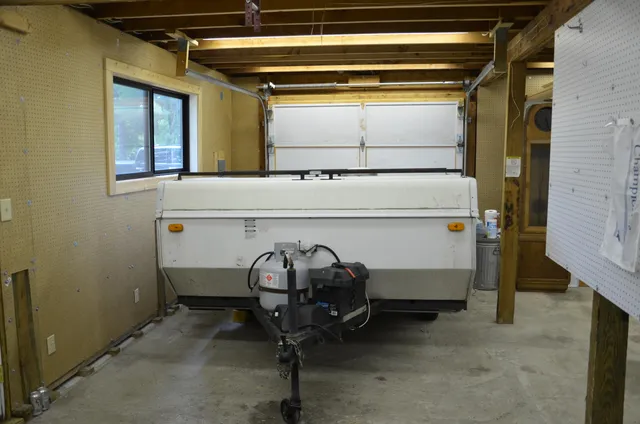 $215,000 | 15564 Highway 43, Hickory Corners, MI 49060