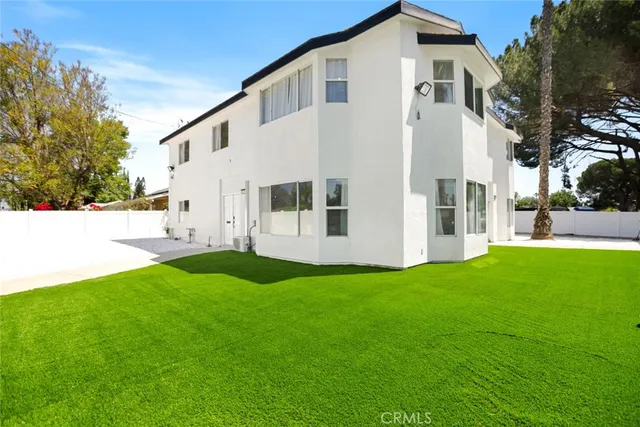 $4,100 | 7904 Tampa Avenue, Reseda, CA 91335