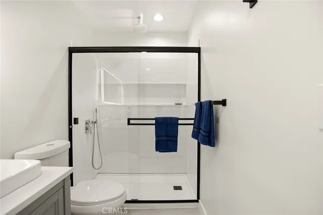 $4,100 | 7904 Tampa Avenue, Reseda, CA 91335