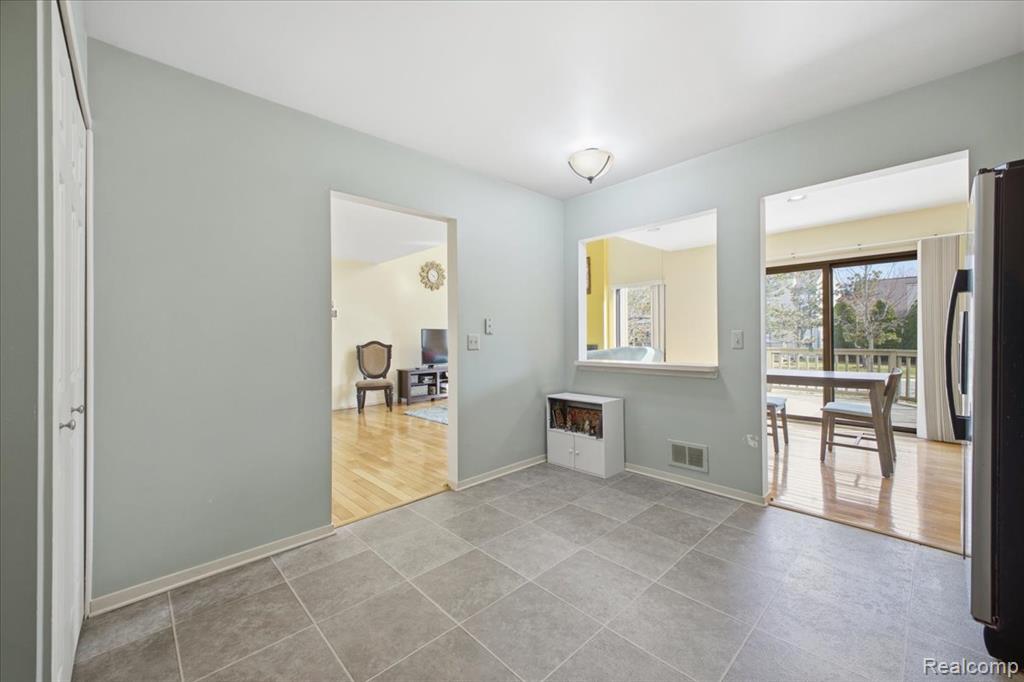 678 Highgate Mews Rochester Hills, MI 48307 - Photo 12 of 40