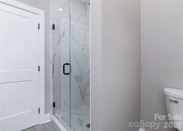 $359,000 | 1949 Colonial Lane, Hickory, NC 28601