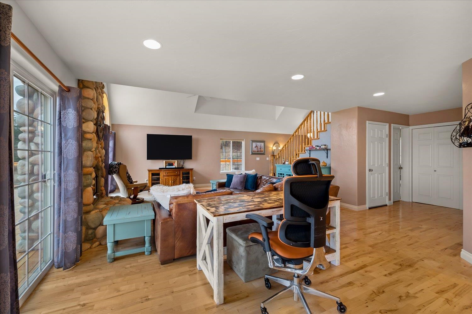 15612 East Farwell Road Spokane, WA 99217 - Photo 13 of 49