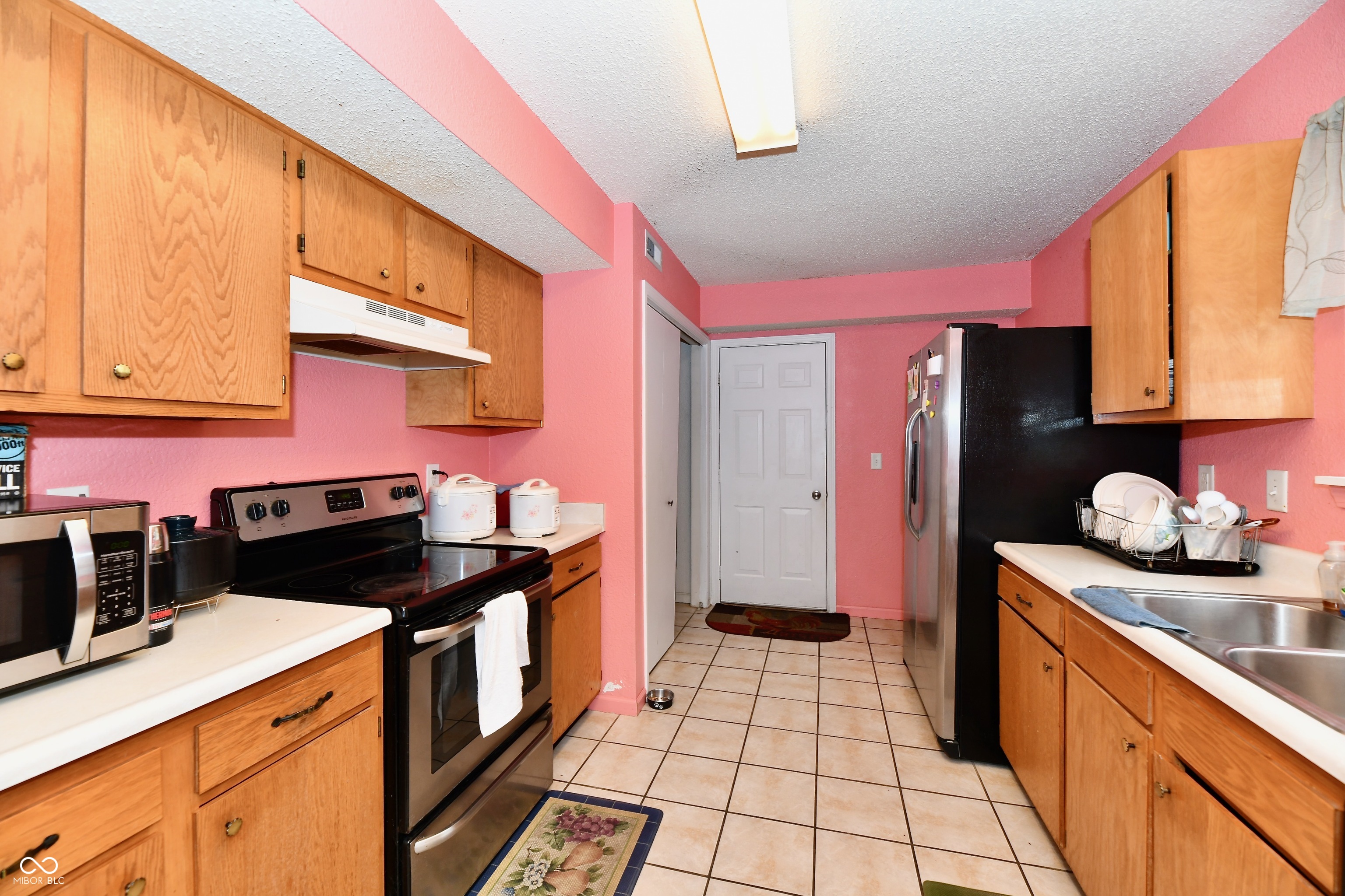 5302 Cliff Ridge Drive Indianapolis, IN 46217 - Photo 12 of 36