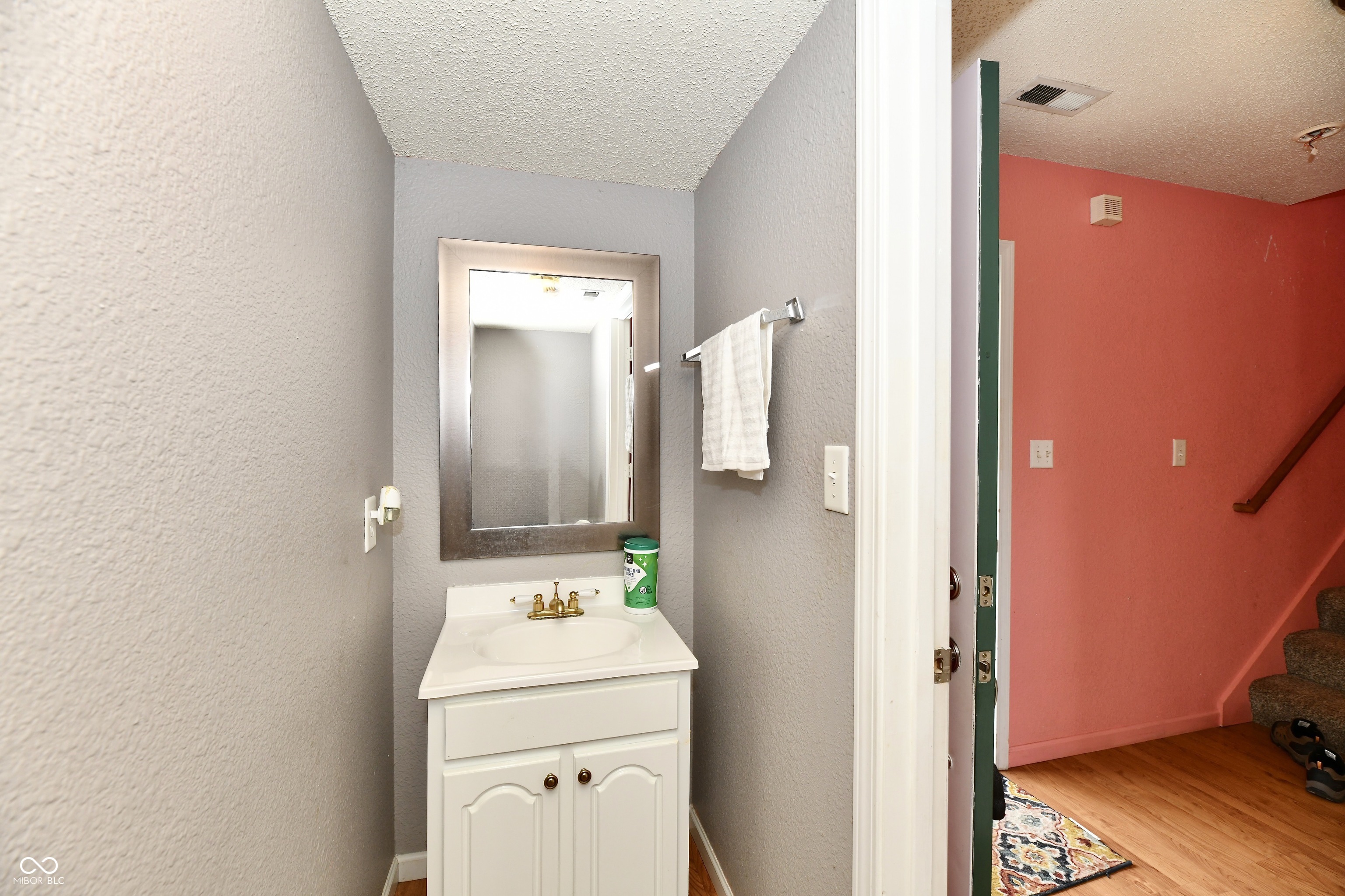 5302 Cliff Ridge Drive Indianapolis, IN 46217 - Photo 32 of 36