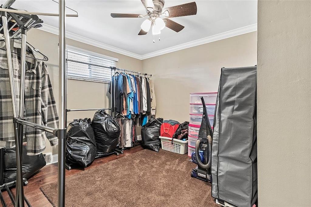 5246 Meadowcrest Road Pittsburgh, PA 15236 - Photo 14 of 23 Gallery Image 14