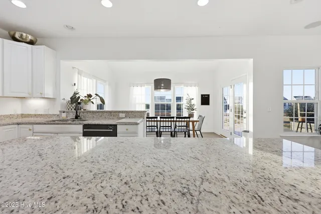 $475,000 | 118 Green Lake Road, Moyock, NC 27958