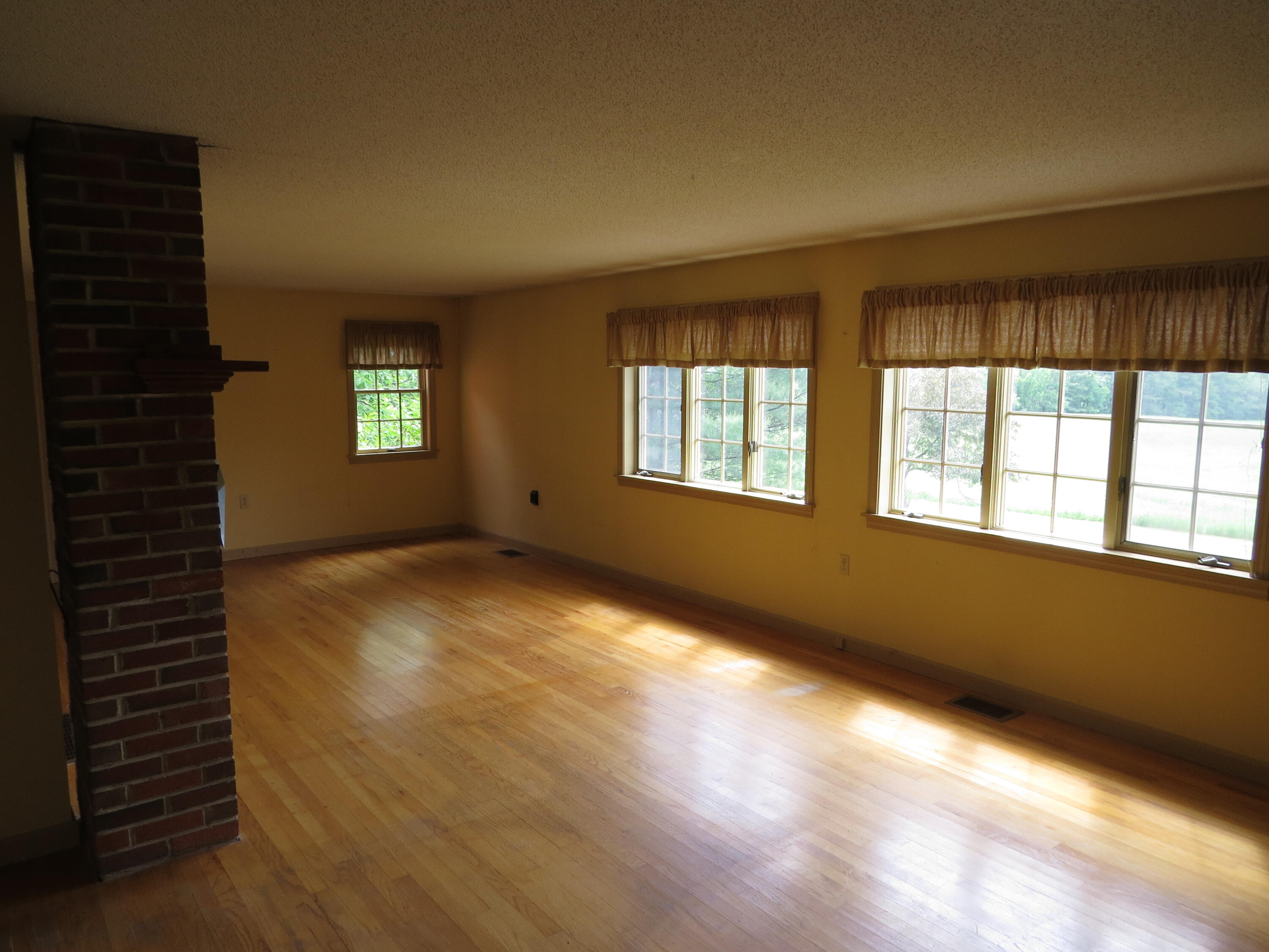 1338 Village Road Smithfield, ME 04978 - Photo 6 of 47 large living room
