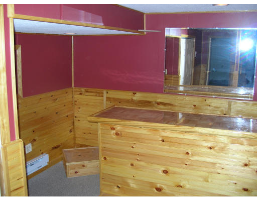 263 Sunderland Road Worcester, MA 01604 - Photo 5 of 5 Gallery Image 5