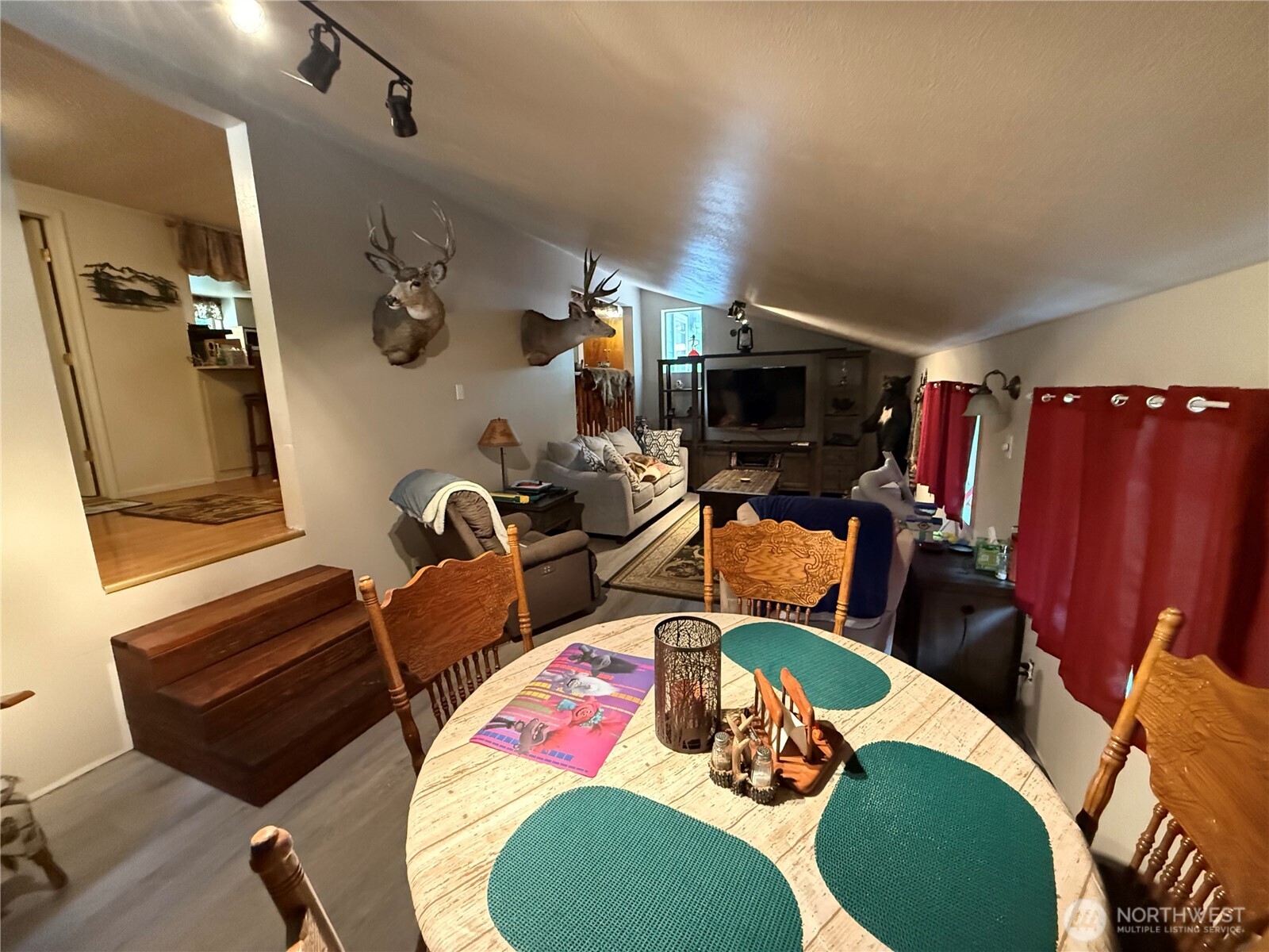 111 Tamarack Lane Dayton, WA 99328 - Photo 12 of 38 a bedroom with furniture and a mirror