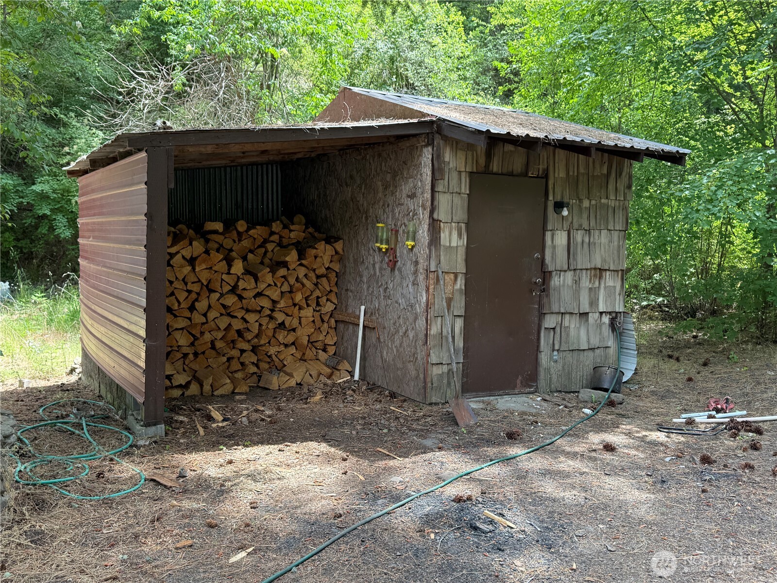 111 Tamarack Lane Dayton, WA 99328 - Photo 24 of 38 a view of barn
