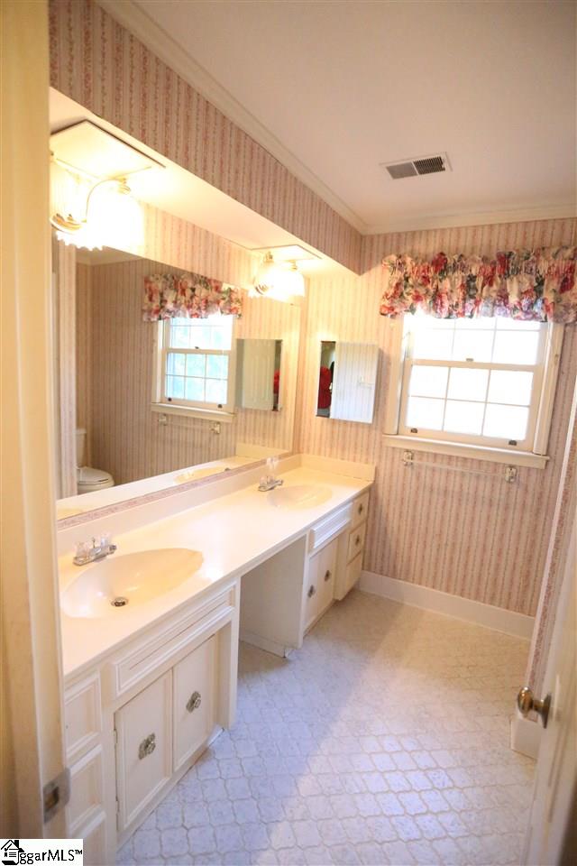 409 Foot Hills Road Greenville, SC 29617 - Photo 30 of 36 Gallery Image 30