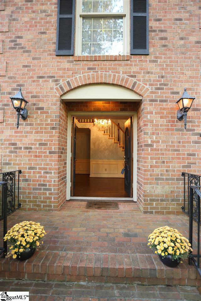 409 Foot Hills Road Greenville, SC 29617 - Photo 6 of 36 Gallery Image 6