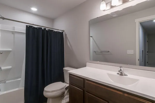 $350,000 | 72268 Beacon Court, South Haven, MI 49090