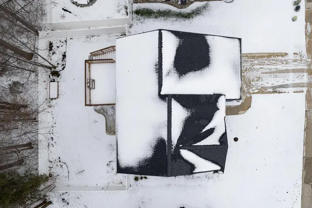 $350,000 | 72268 Beacon Court, South Haven, MI 49090