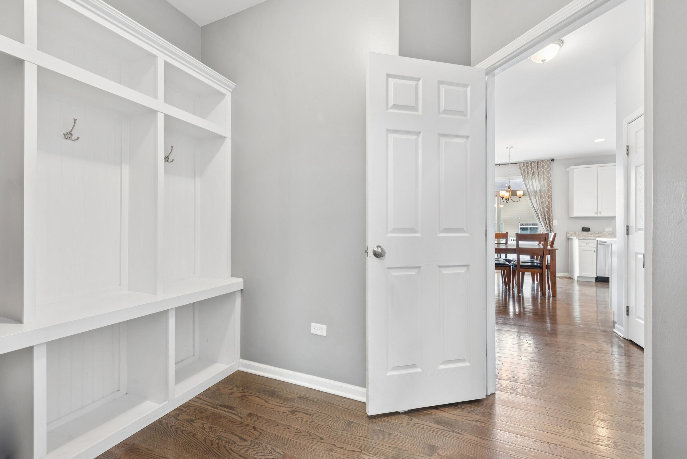 11155 Ohio Street Crown Point, IN 46307 - Photo 18 of 22 2400x1602