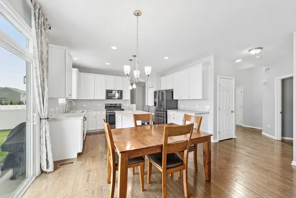 $485,000 | 11155 Ohio Street, Crown Point, IN 46307