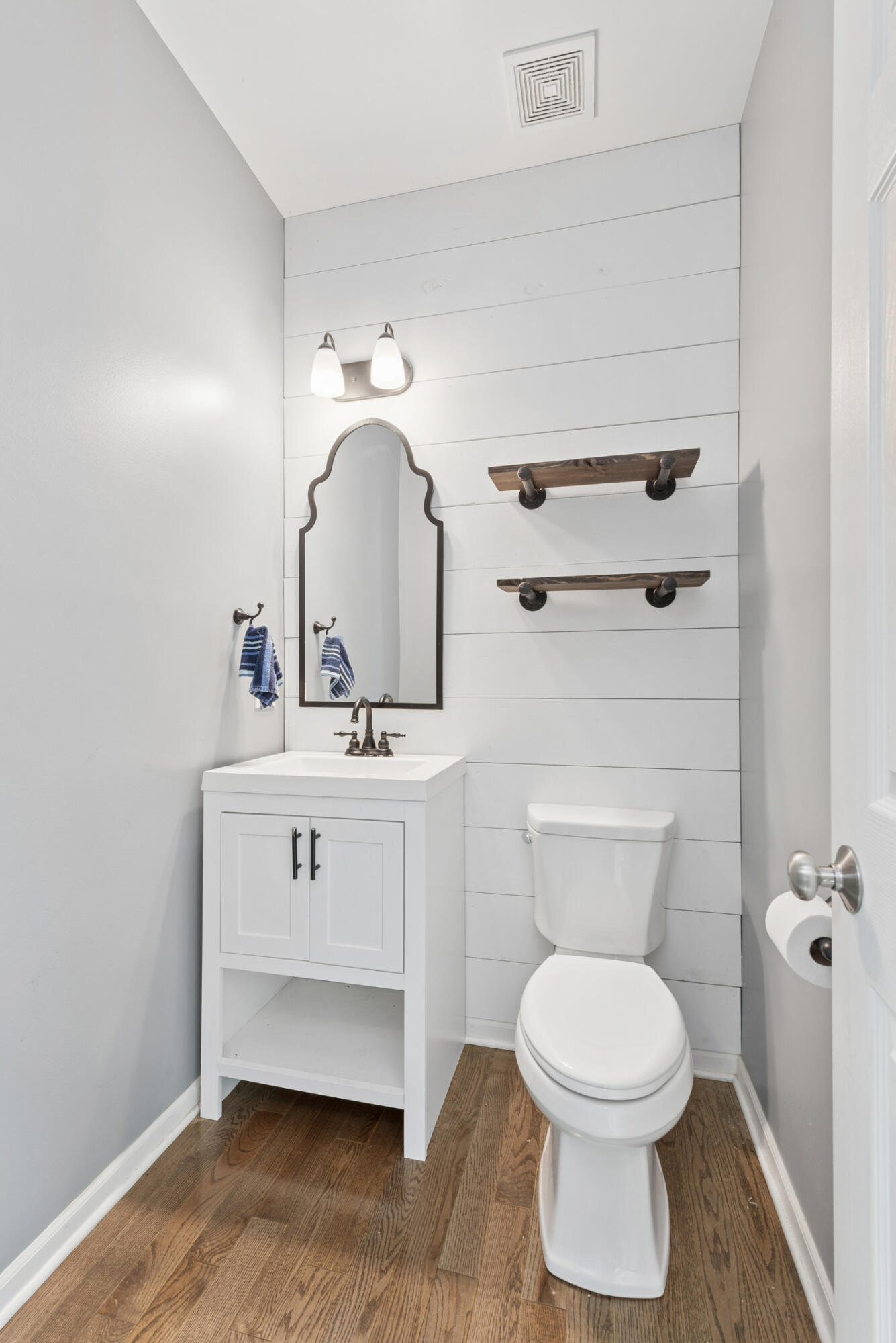 11155 Ohio Street Crown Point, IN 46307 - Photo 10 of 22 1335x2000