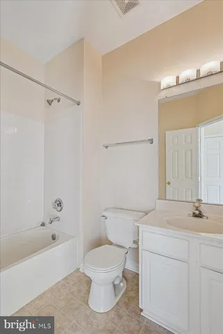 $3,295 | 43771 Maison Blanc Square, Ashburn, VA 20148