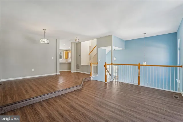 $3,295 | 43771 Maison Blanc Square, Ashburn, VA 20148