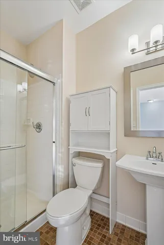 $3,295 | 43771 Maison Blanc Square, Ashburn, VA 20148