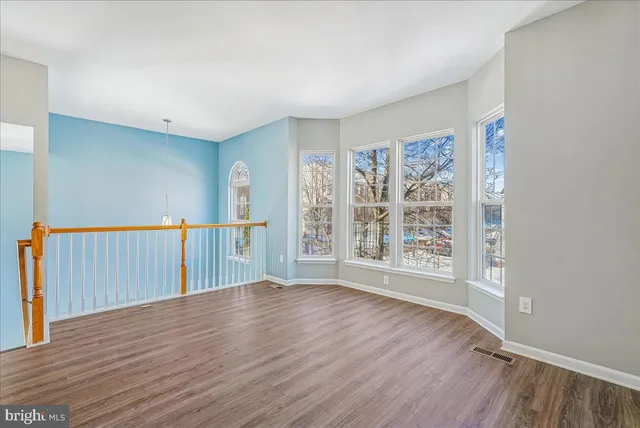 $3,295 | 43771 Maison Blanc Square, Ashburn, VA 20148