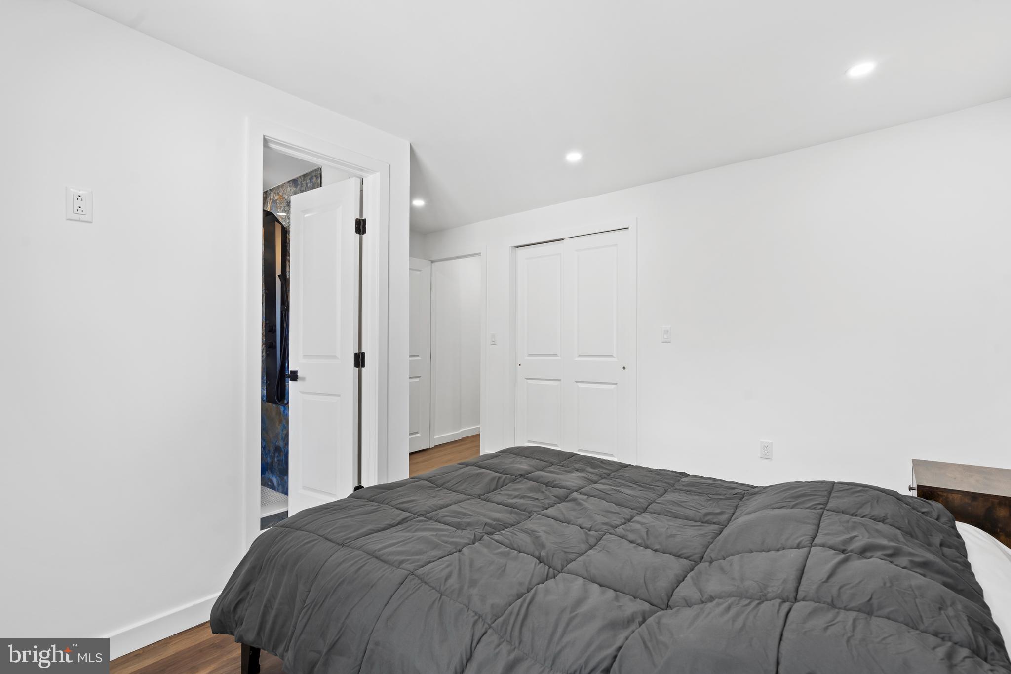 481 Conarroe Street Philadelphia, PA 19128 - Photo 19 of 35