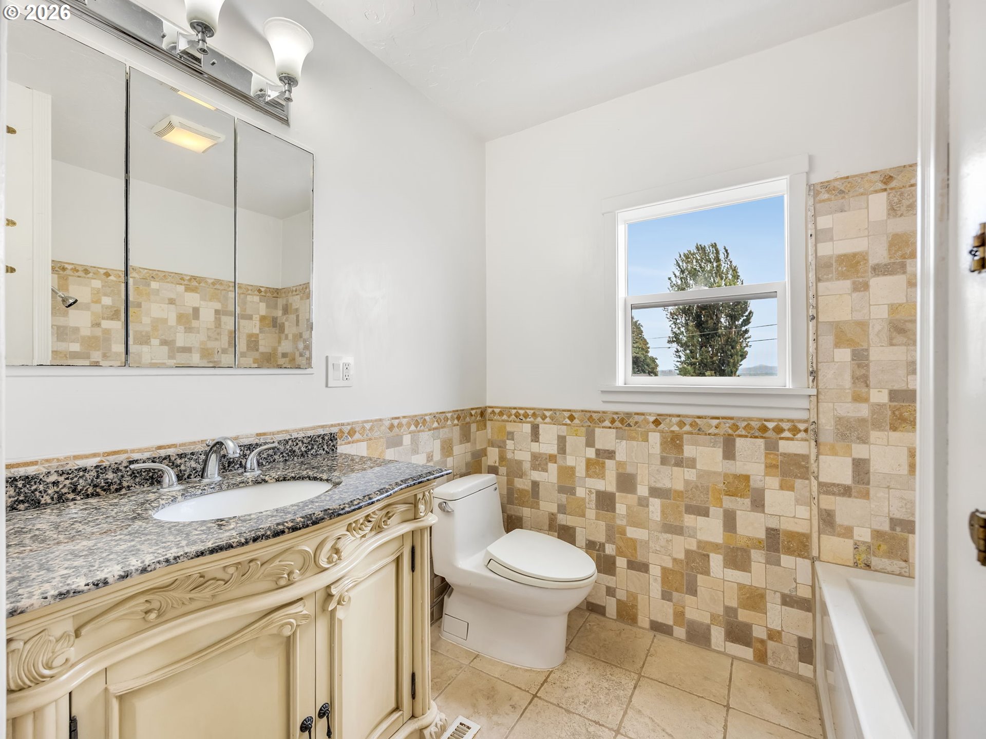 590 Rivington Street Astoria, OR 97103 - Photo 18 of 37