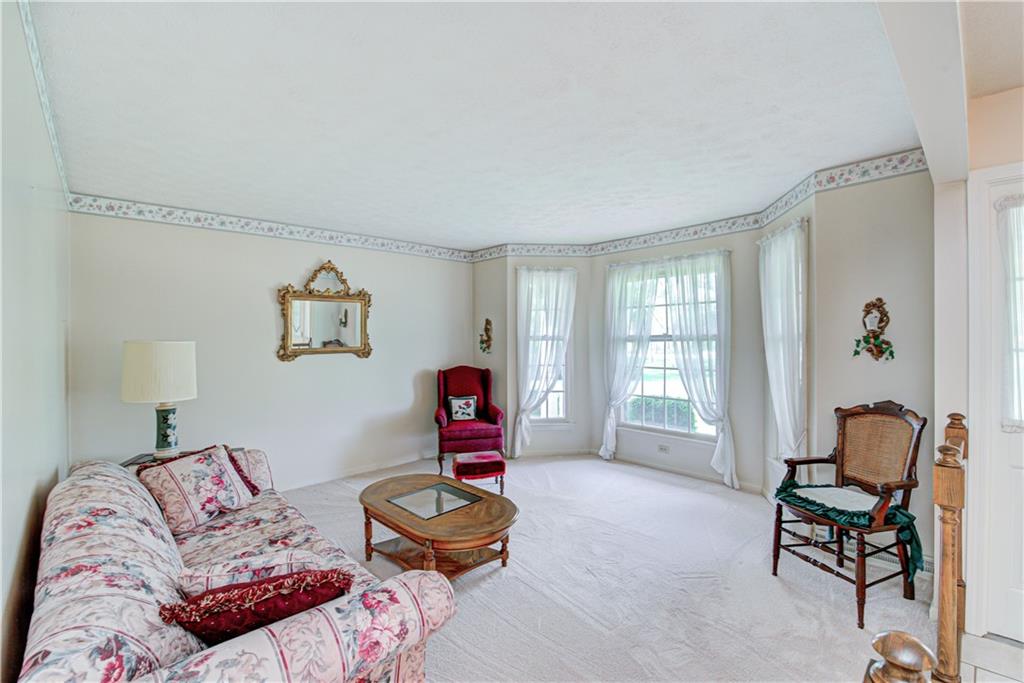 585 Avon Road Plainfield, IN 46168 - Photo 3 of 42 Gallery Image 3