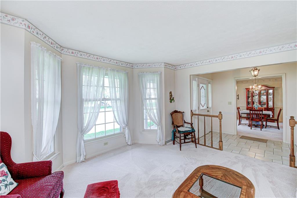 585 Avon Road Plainfield, IN 46168 - Photo 4 of 42 Gallery Image 4