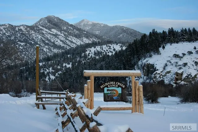 $174,900 | L63-b4 Cutthroat Run, Irwin, ID 83428