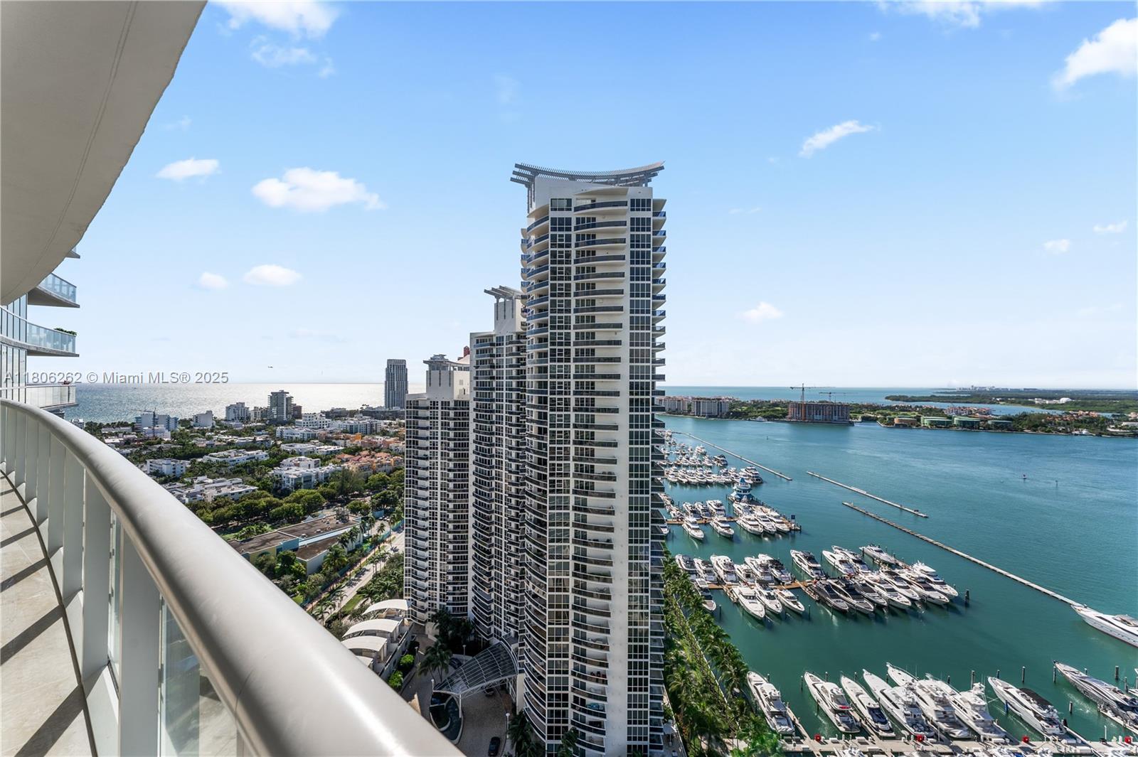 450 Alton Road, Unit 2703 Miami Beach, FL 33139 - Photo 31 of 42 Gallery Image 31