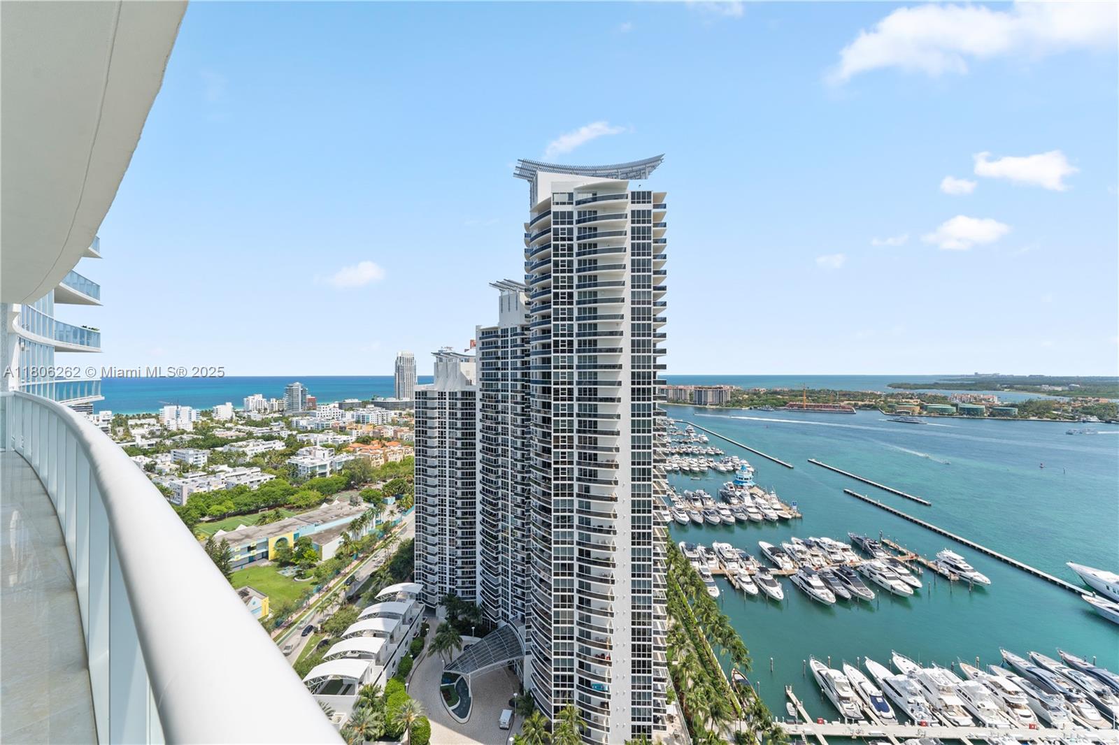 450 Alton Road, Unit 2703 Miami Beach, FL 33139 - Photo 32 of 42 Gallery Image 32