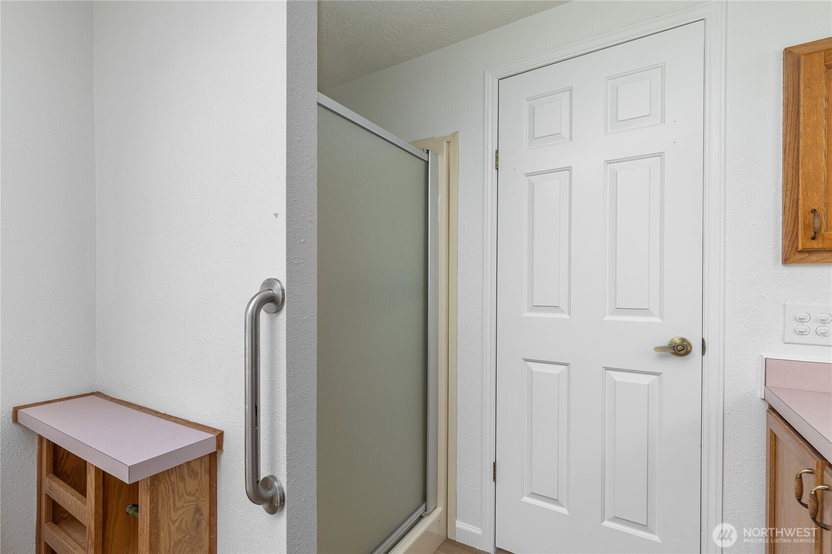 818 243rd Street Southwest Bothell, WA 98021 - Photo 25 of 40 a view of bathroom with shower