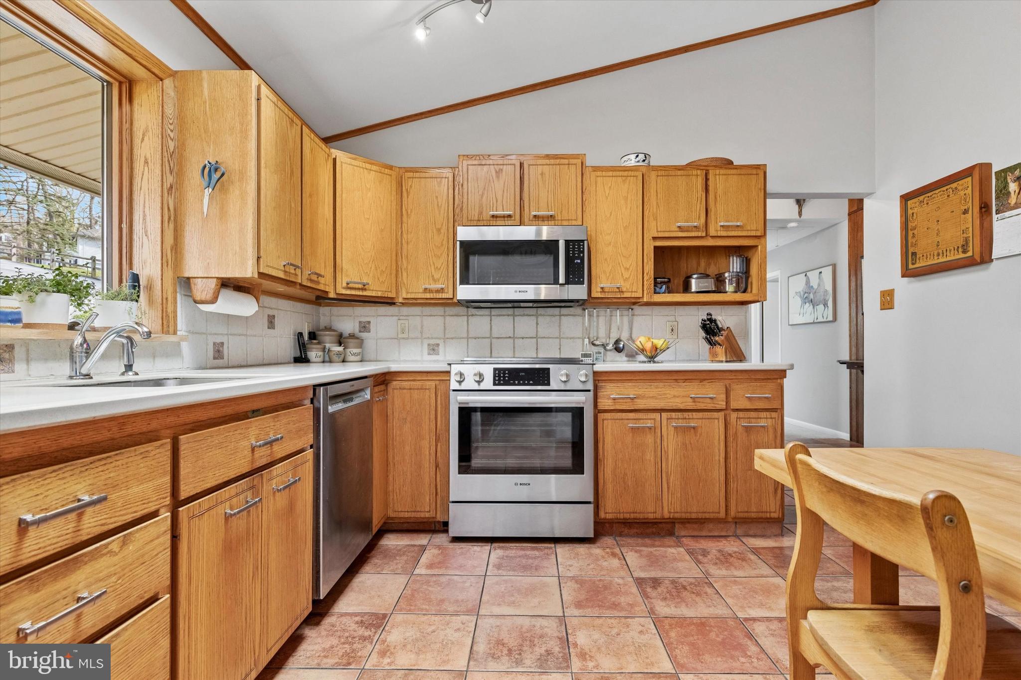 610 Arlyn Circle Wayne, PA 19087 - Photo 11 of 39