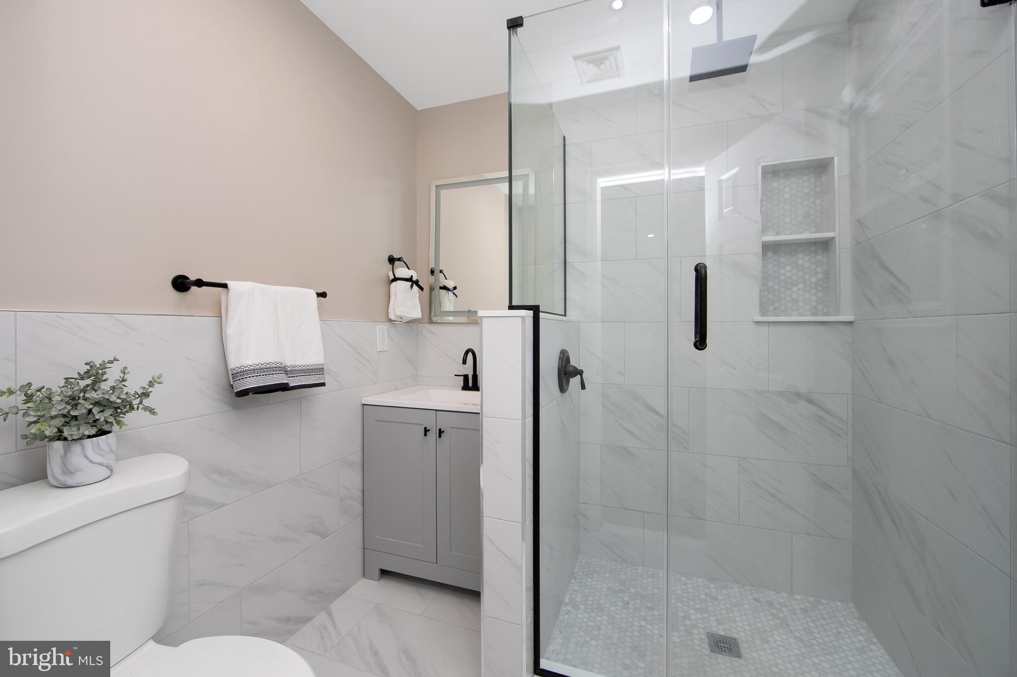 1366 Stokes Road Medford, NJ 08055 - Photo 27 of 46 Master Bathroom